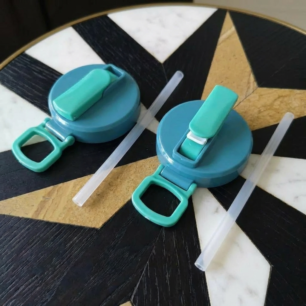 2-i-1 återanvändbart silikonlock för burkar med sugrör – spillfritt dryckeslock för resor (2-pack)