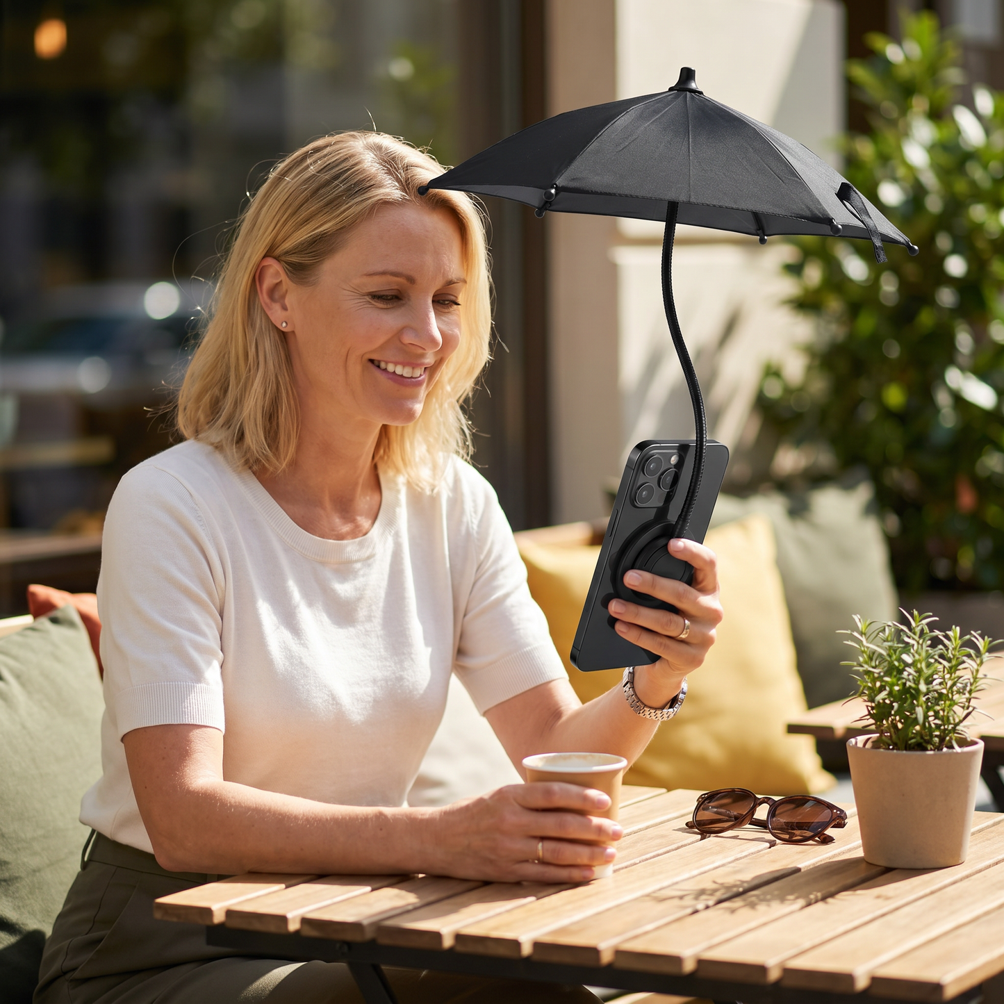 Magnetiskt mini-solskydd för mobiltelefon – utdragbar hållare för flexibelt solskydd på språng