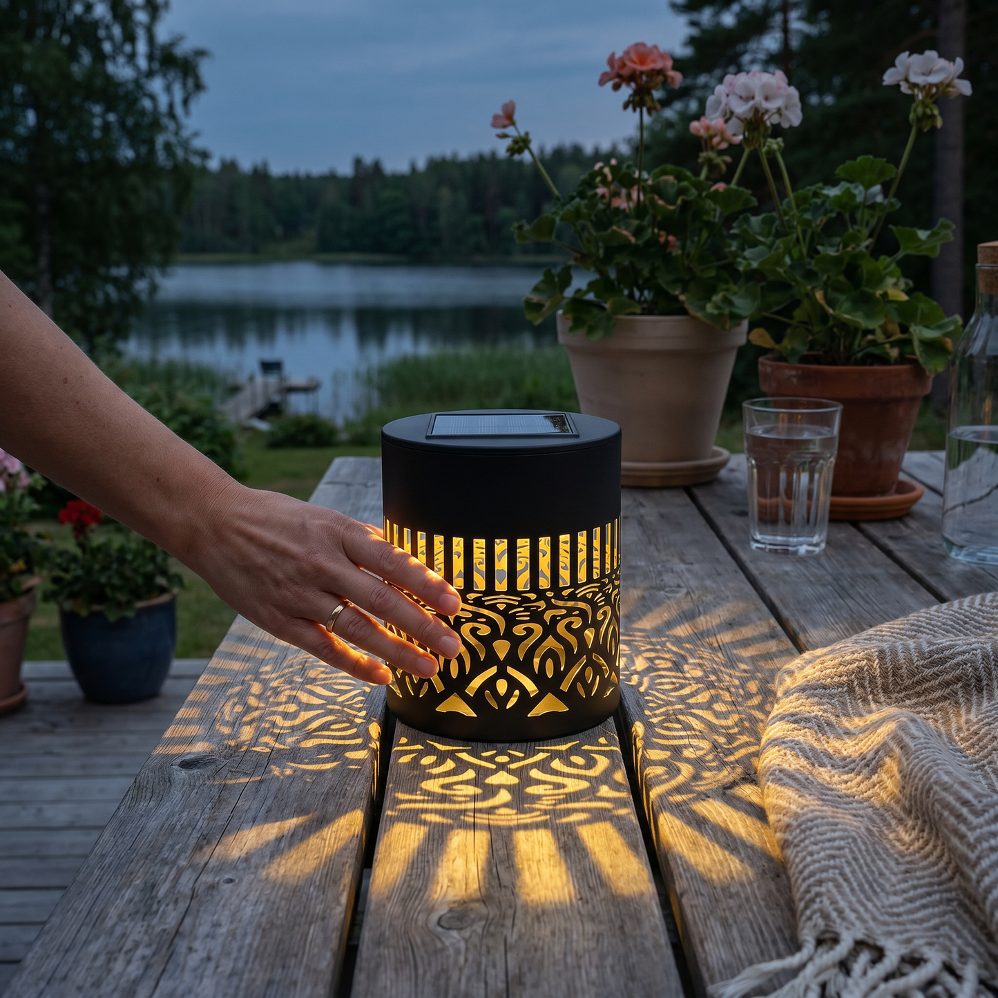 Färgglad soldriven mandala-trädgårdslampa – vattentät LED-väggprojektionslykta för utomhusbruk
